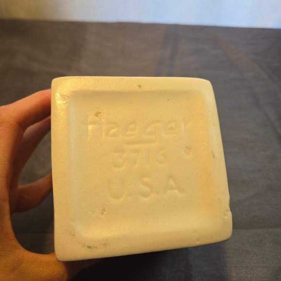 Haeger 3716 USA Ceramic Square Planter Pot Cream White - Picture 4 of 6